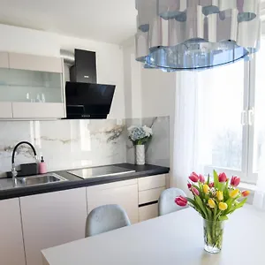 https://elite-vista.hotels-in-ljubljana.com