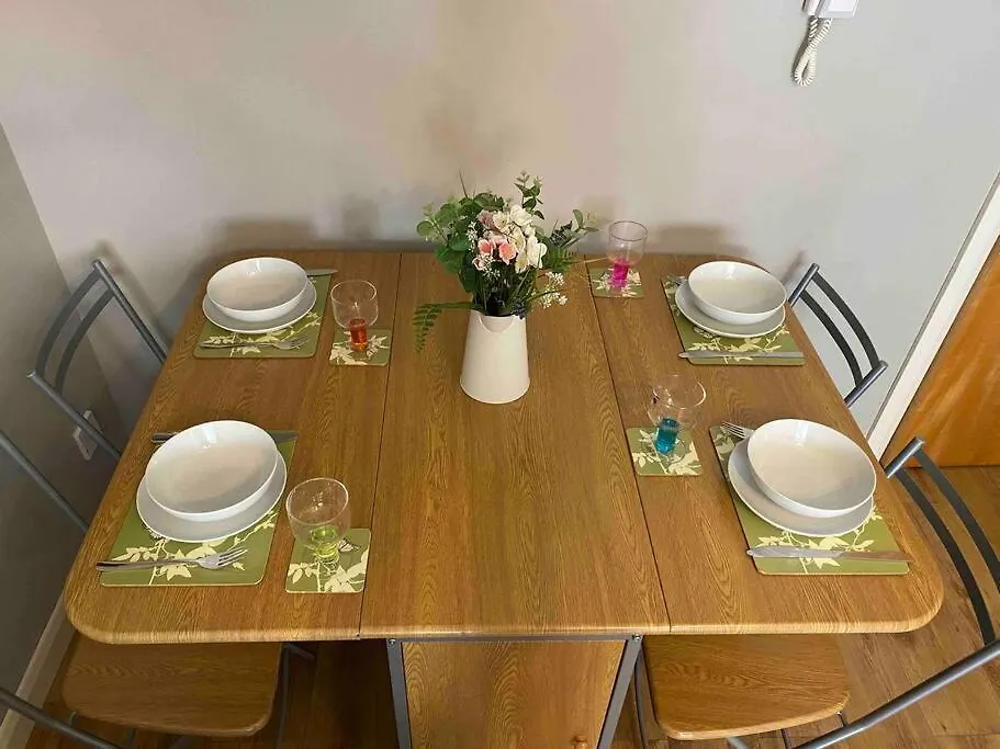 Spacious Ground Floor 2 Bed By Lains Lettings Aberdeen United Kingdom